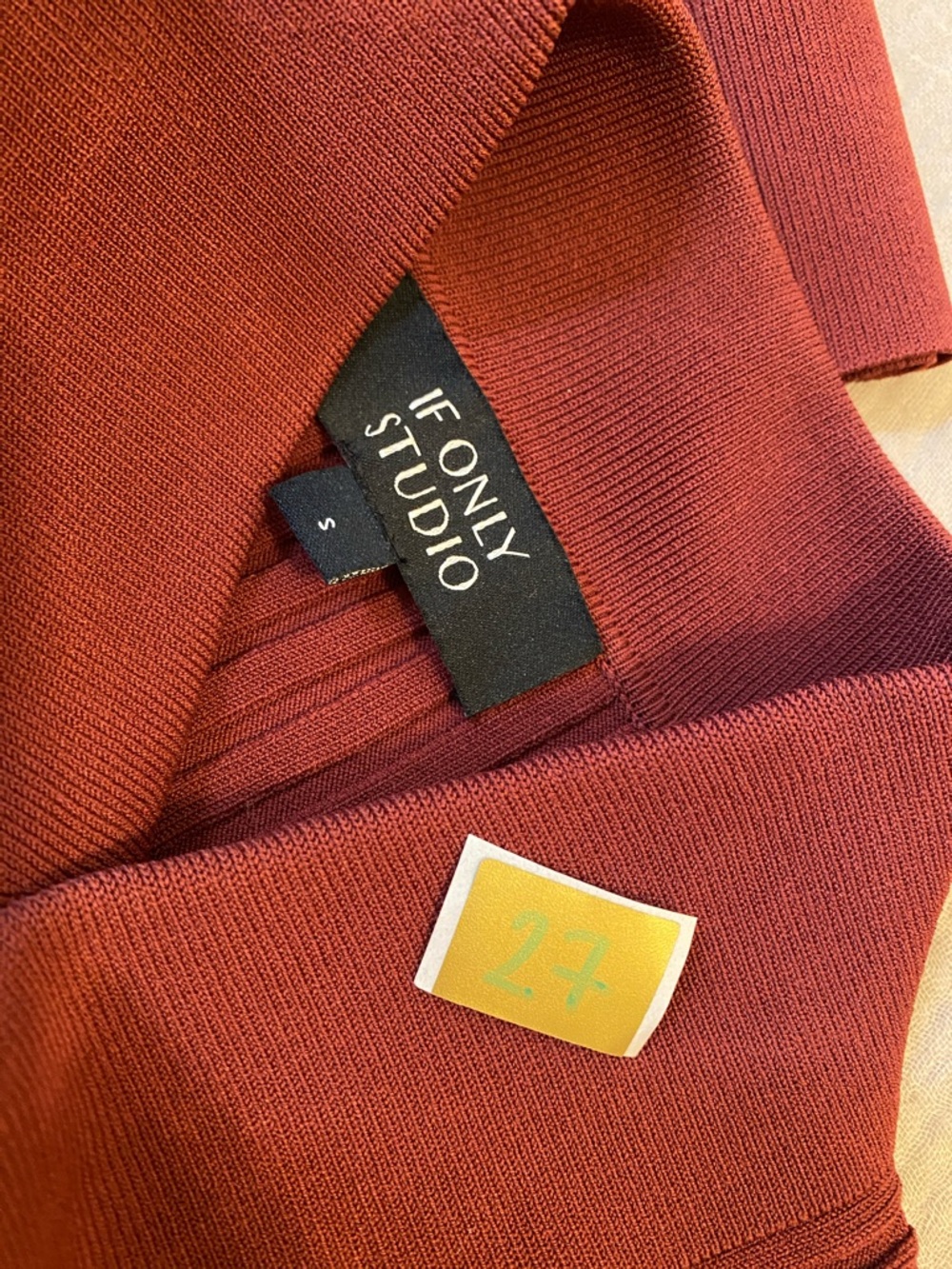 IF ONLY STUDIO  Burgundy Ribbed Button-Down Polo SWEATER. Size S - Picture 7 of 7